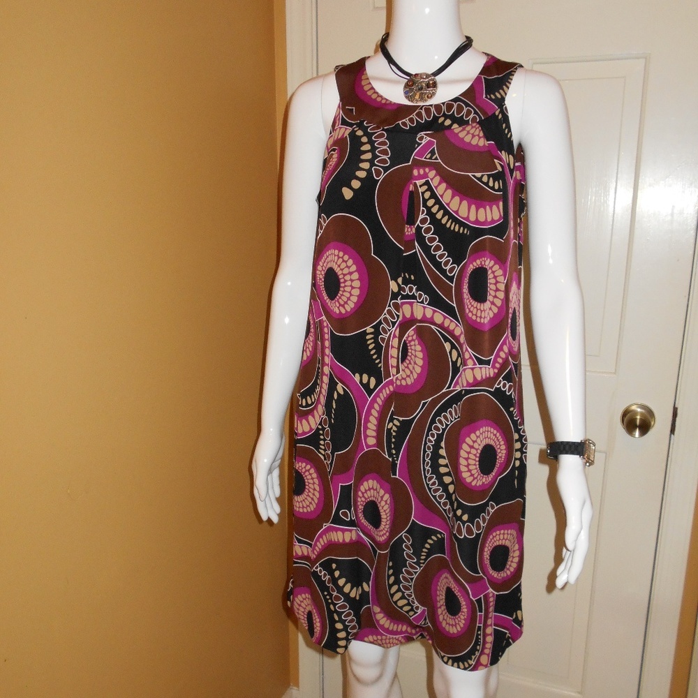 AGB Dress size 8 Plum Brown and black